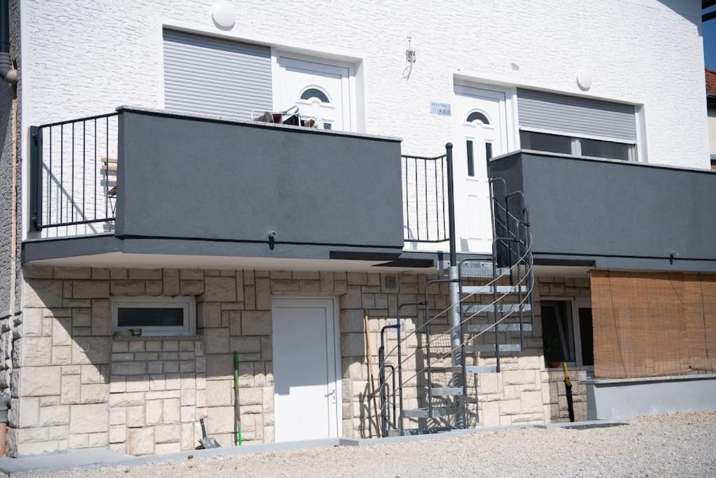 Duplex Apartma Nikolina Spodnje Jarse Exterior foto